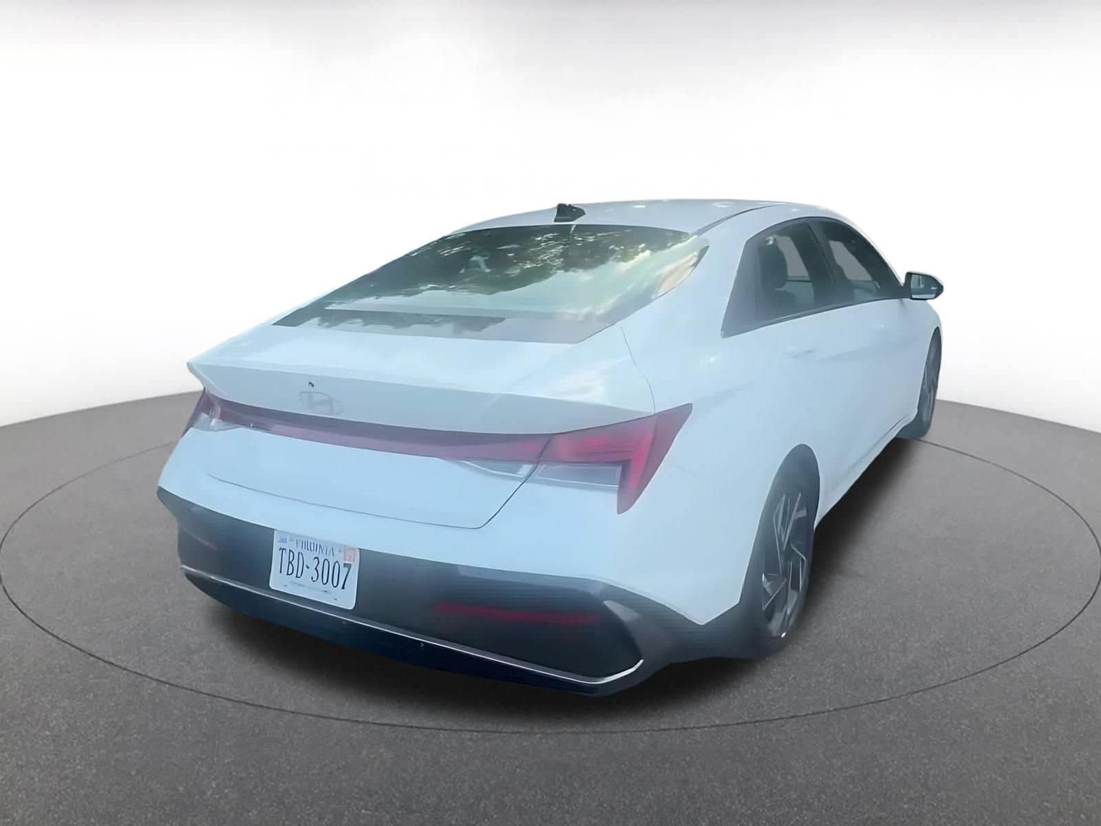 Thumbnail: 2025 Hyundai Elantra - 13