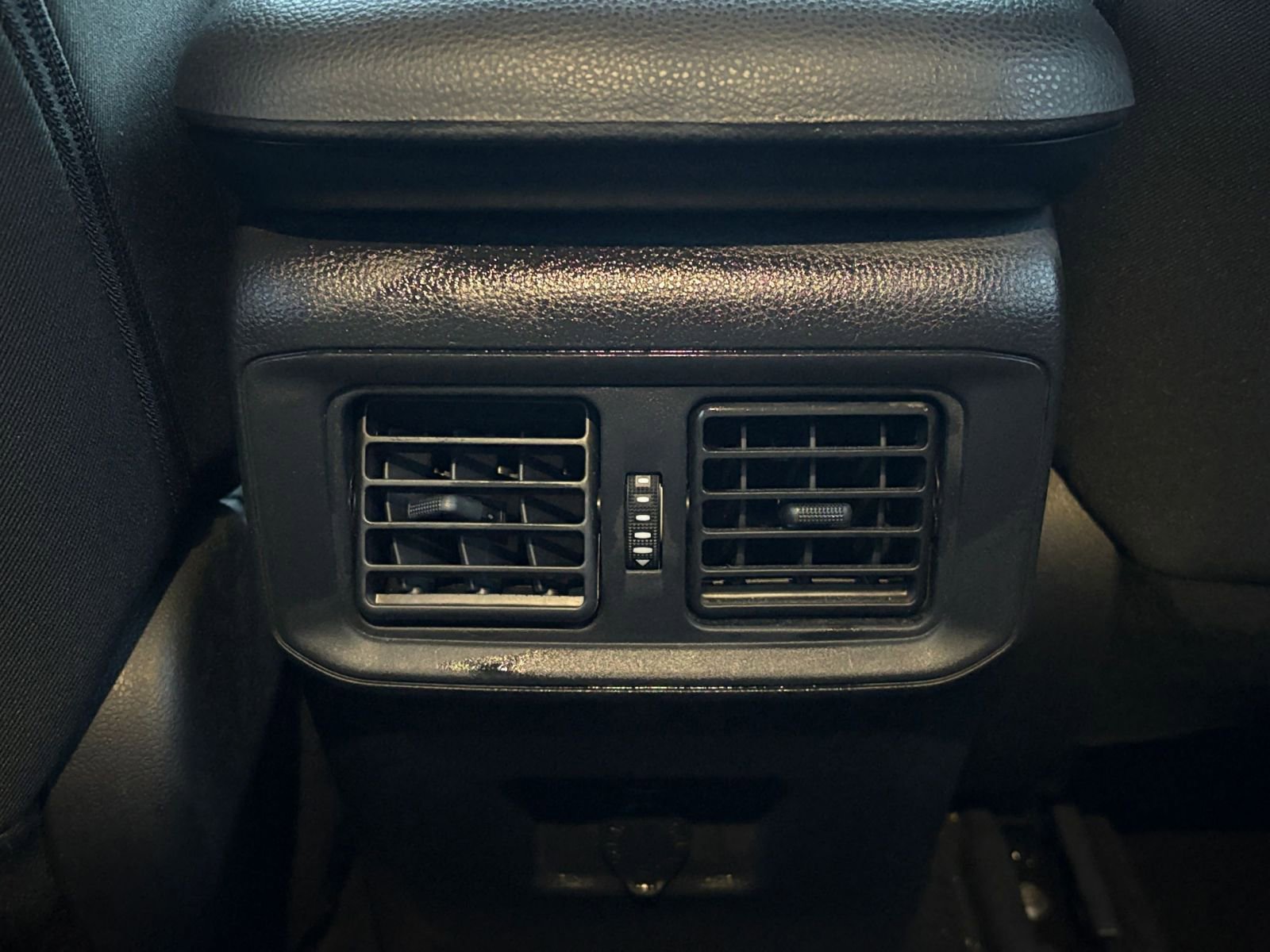 Thumbnail: 2025 Toyota RAV4 - 23