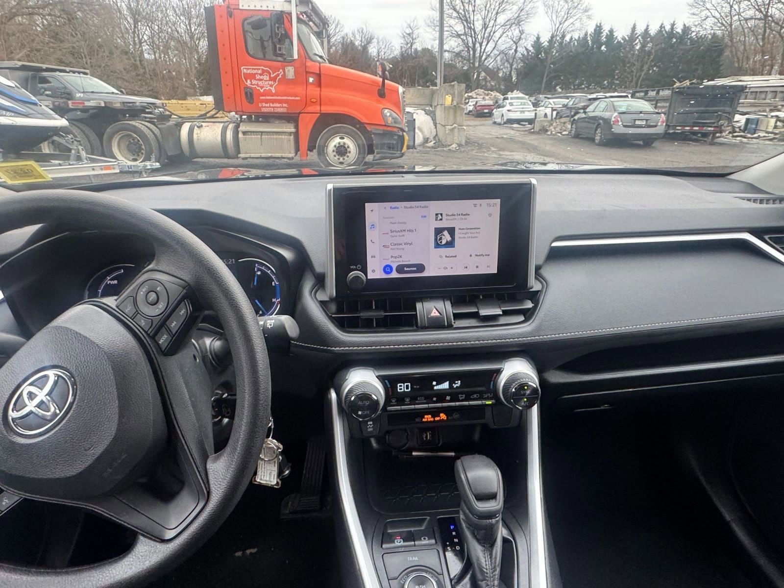 Thumbnail: 2025 Toyota RAV4 - 29