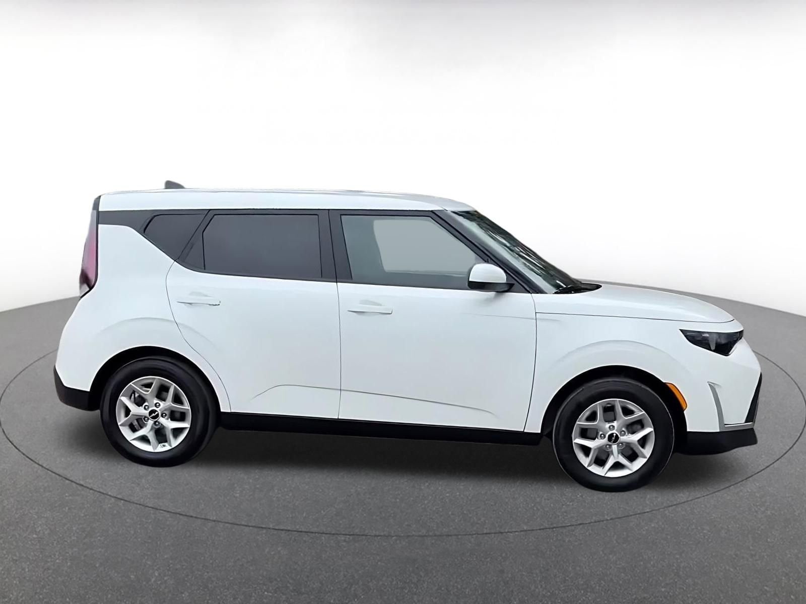 Thumbnail: 2025 Kia Soul - 15