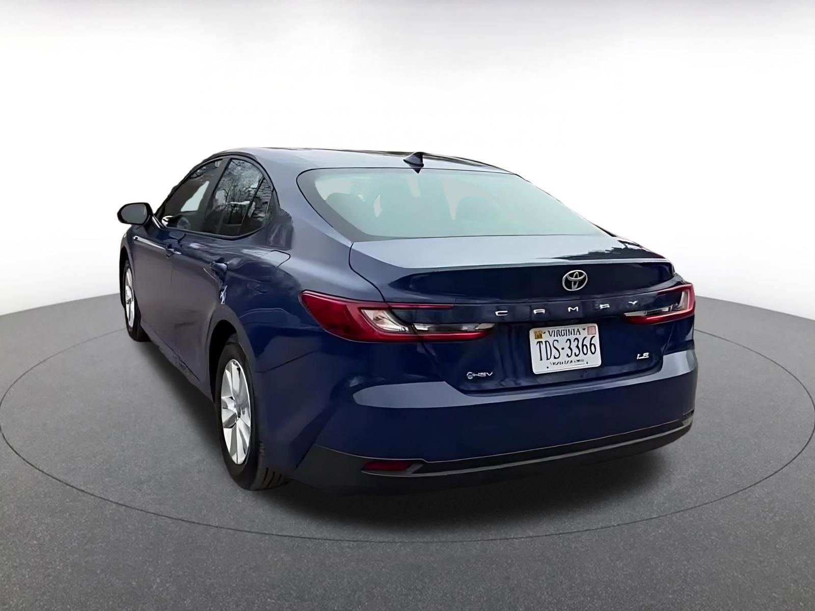 Thumbnail: 2025 Toyota Camry - 11