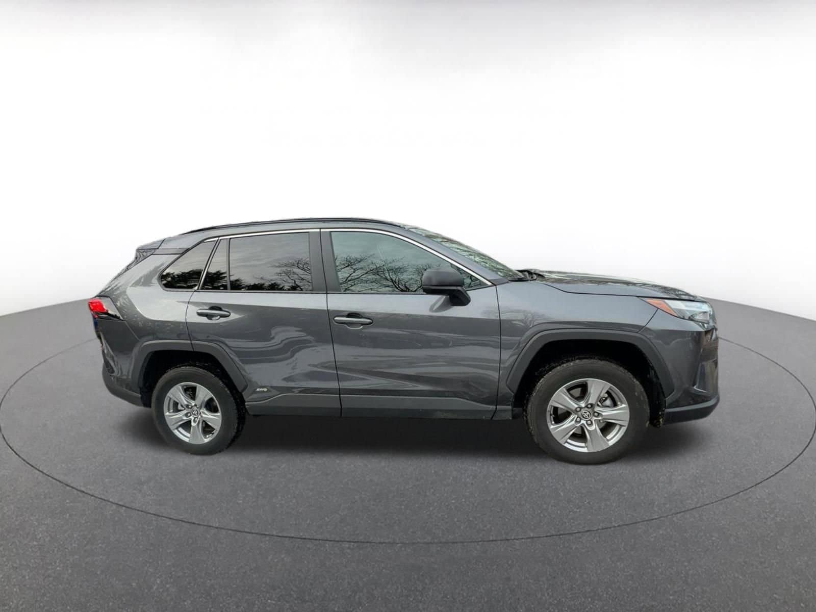 Thumbnail: 2025 Toyota RAV4 - 2