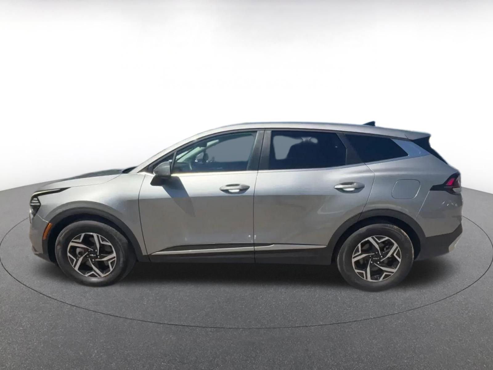 Thumbnail: 2025 Kia Sportage - 9