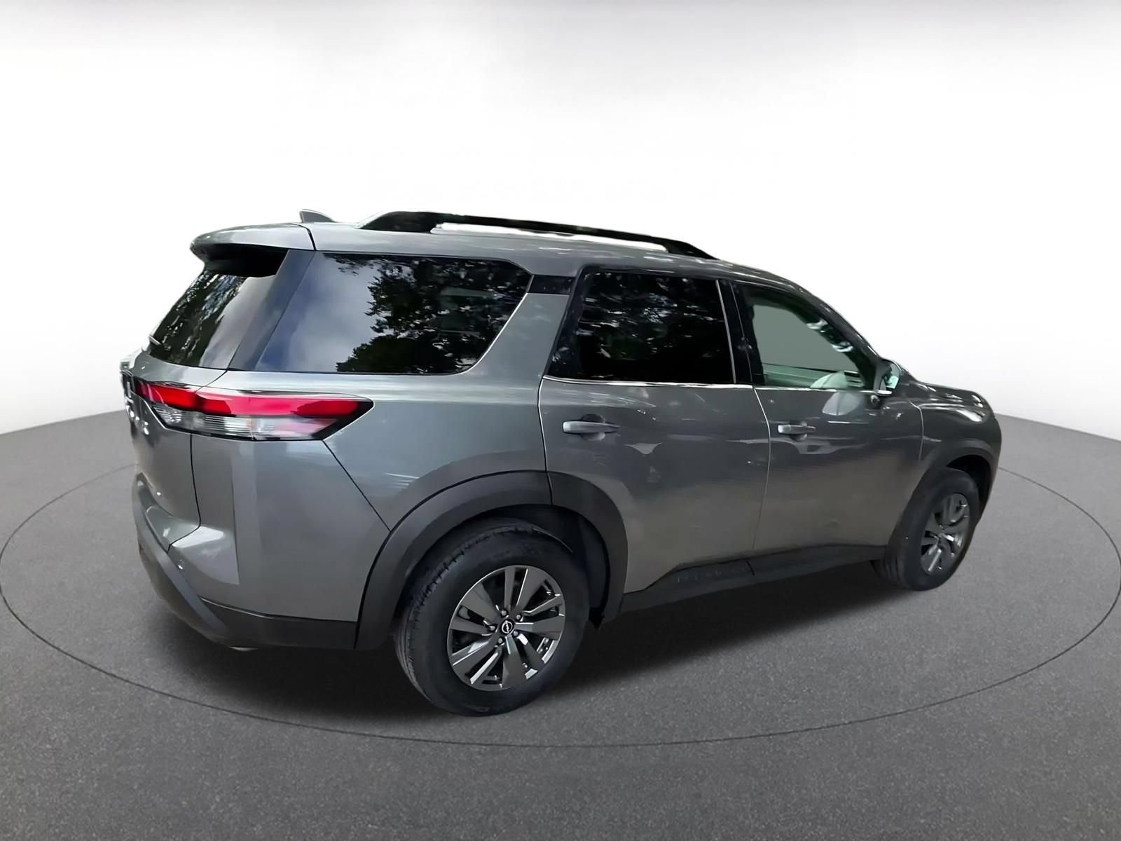 Thumbnail: 2025 Nissan Pathfinder - 13