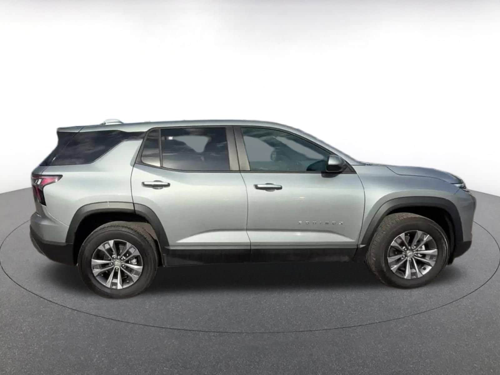 Thumbnail: 2025 Chevrolet Equinox - 16