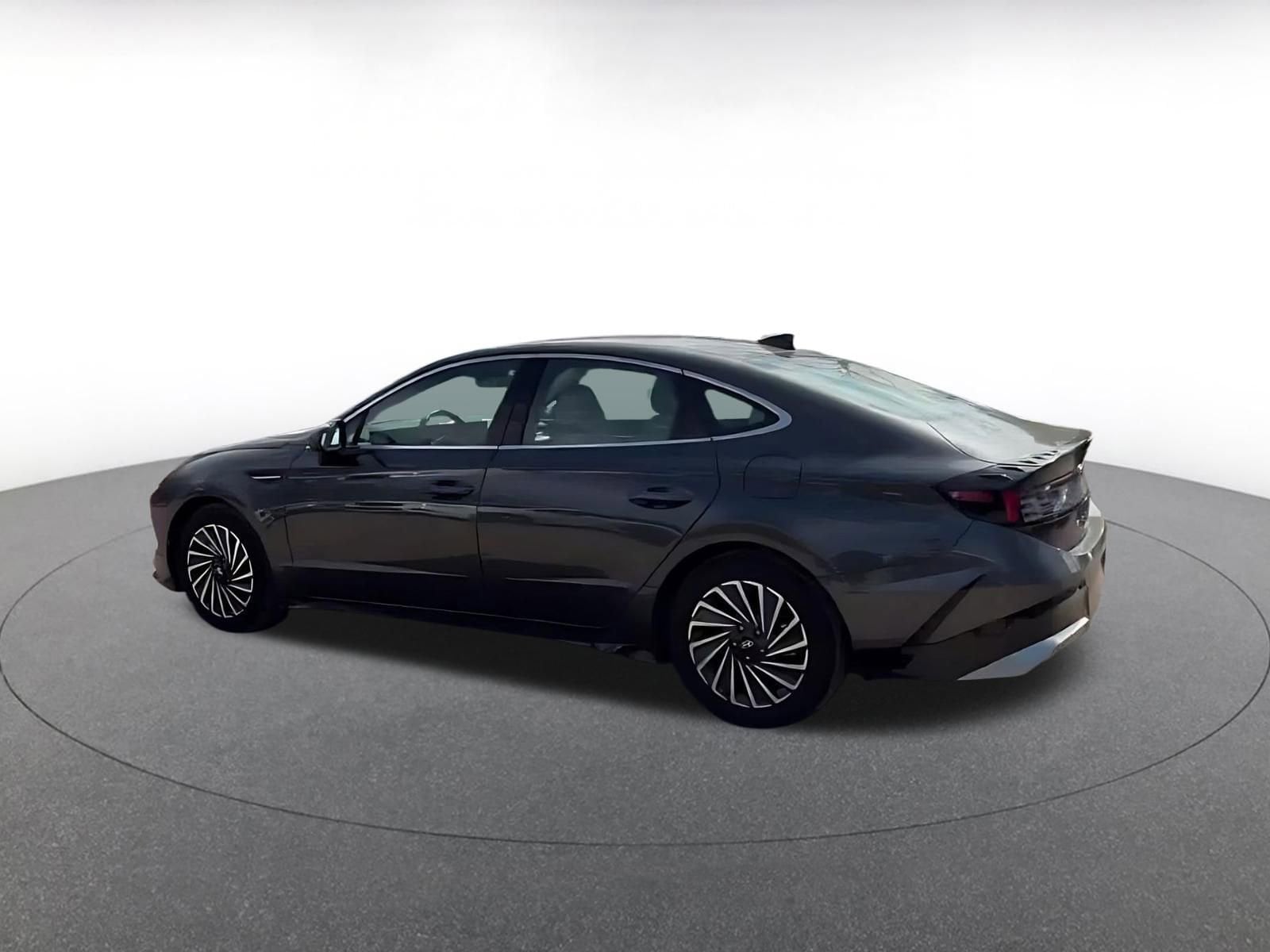 Thumbnail: 2025 Hyundai Sonata - 15