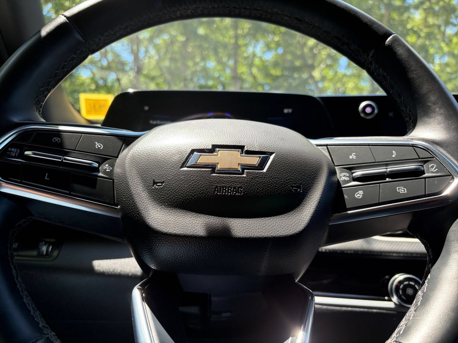 Thumbnail: 2025 Chevrolet Equinox - 28