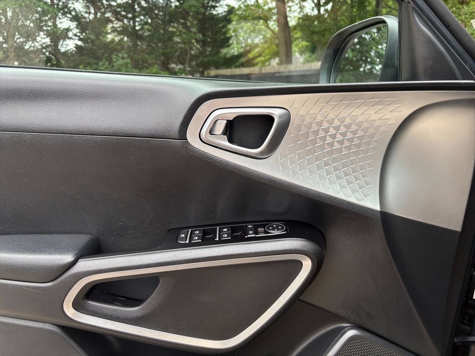 Thumbnail: 2025 Kia Soul - 18