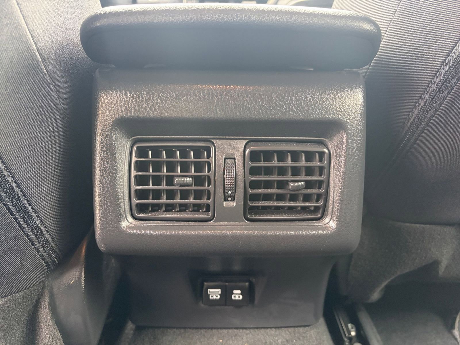 Thumbnail: 2025 Toyota Camry - 23