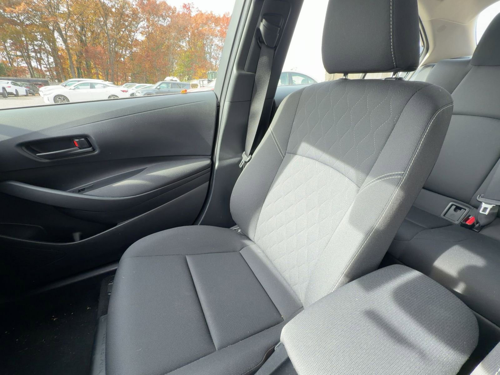 Thumbnail: 2025 Toyota Corolla - 28