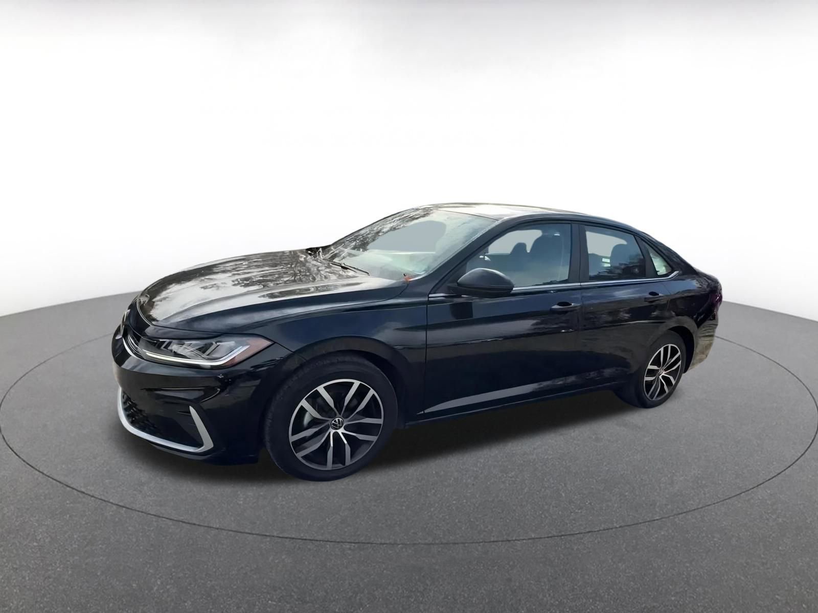 Thumbnail: 2025 Volkswagen Jetta - 9