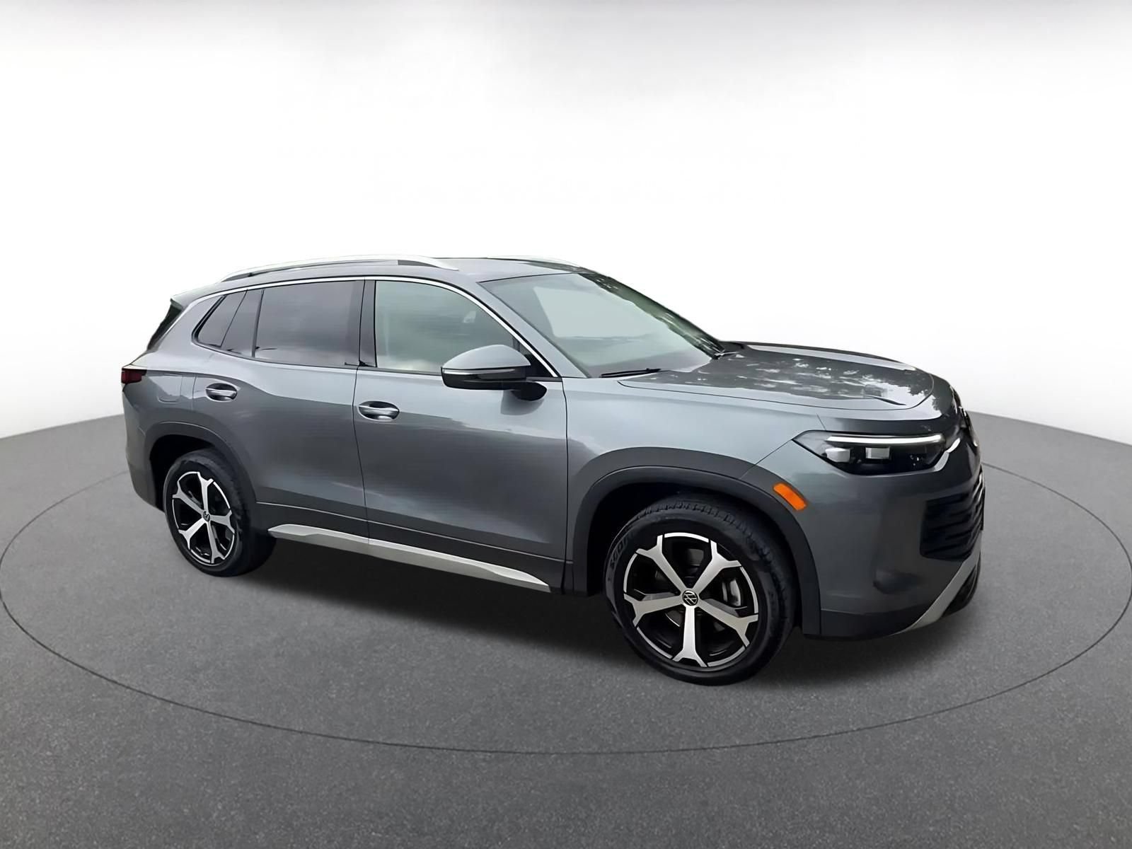 Thumbnail: 2026 Volkswagen Tiguan - 2