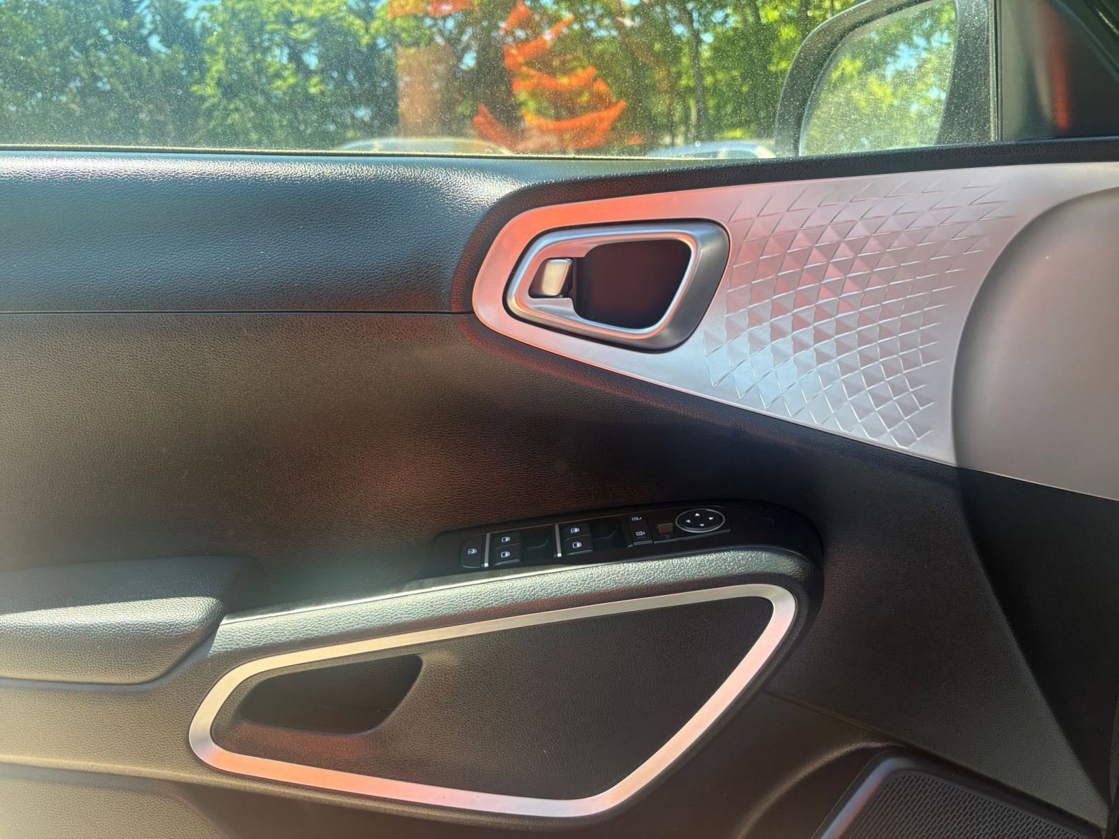 Thumbnail: 2025 Kia Soul - 18