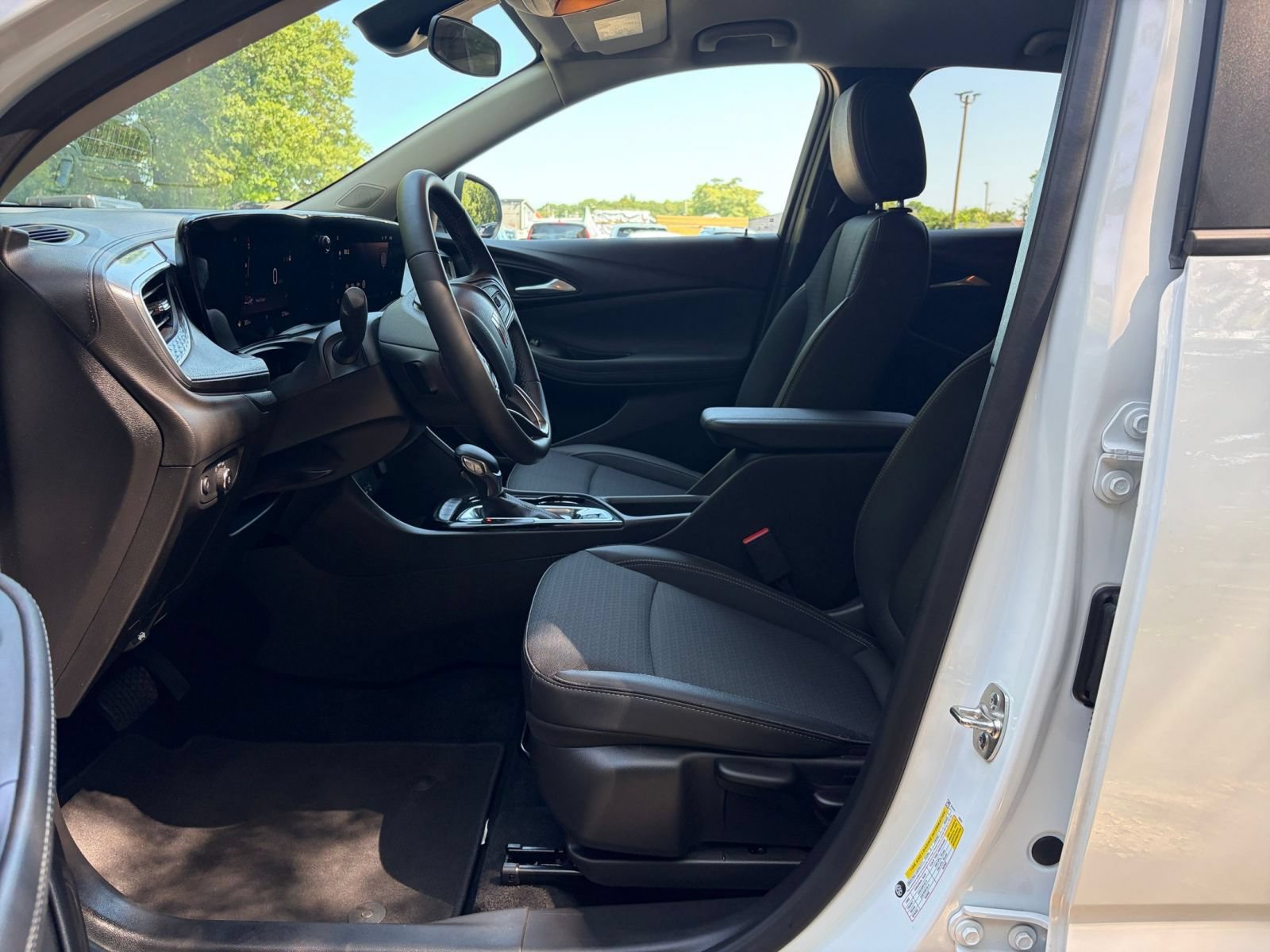 Thumbnail: 2026 Buick Encore GX - 25