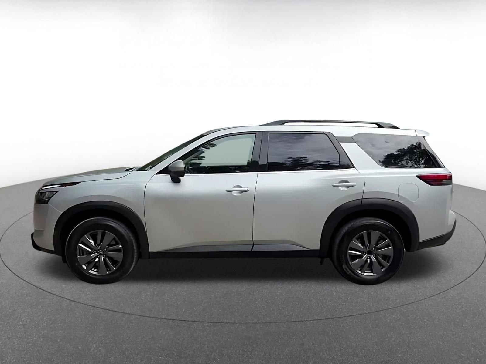 Thumbnail: 2025 Nissan Pathfinder - 9