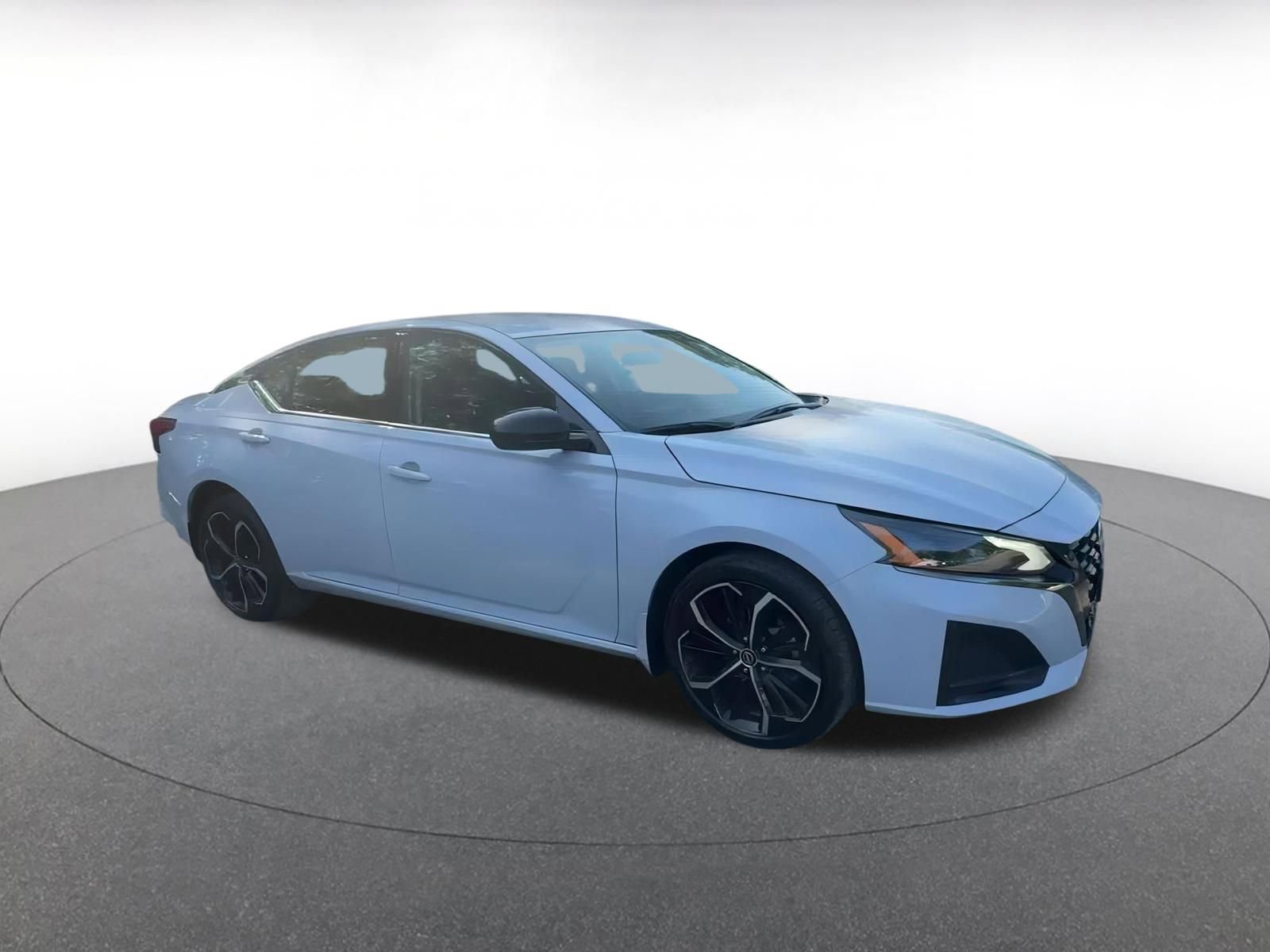 2024 Nissan Altima SR 2