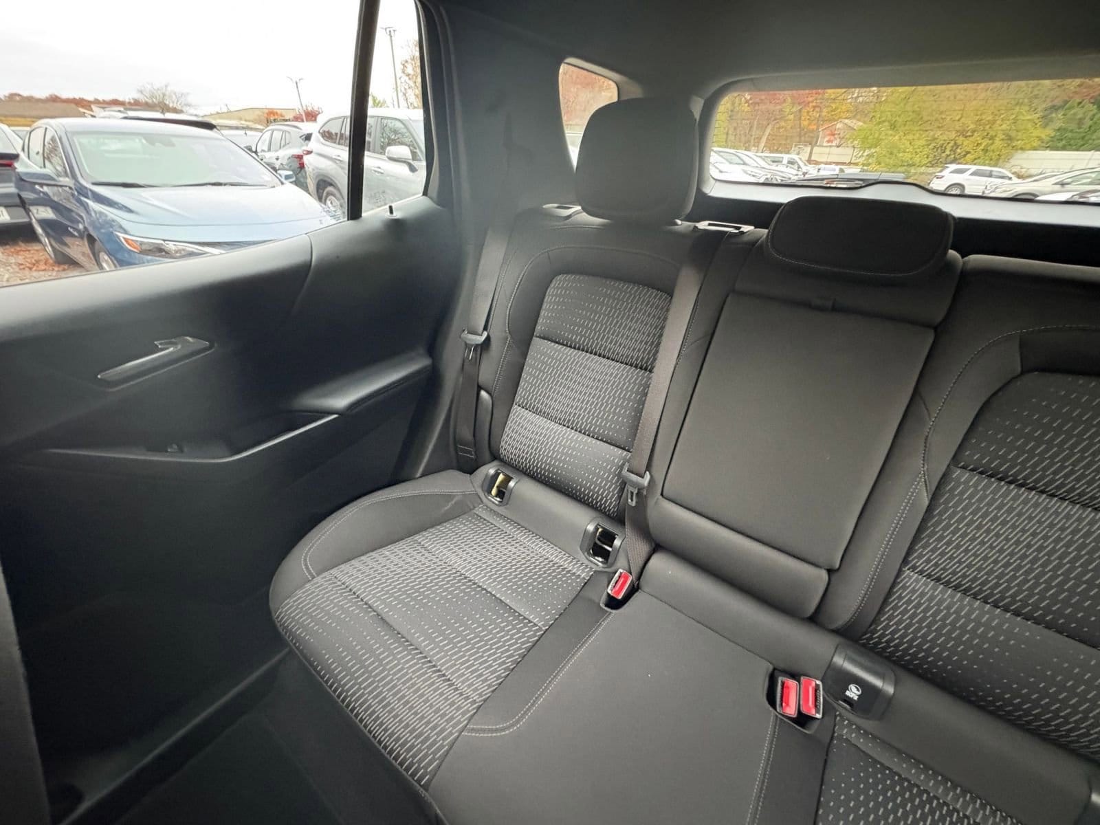 Thumbnail: 2025 Chevrolet Equinox - 35