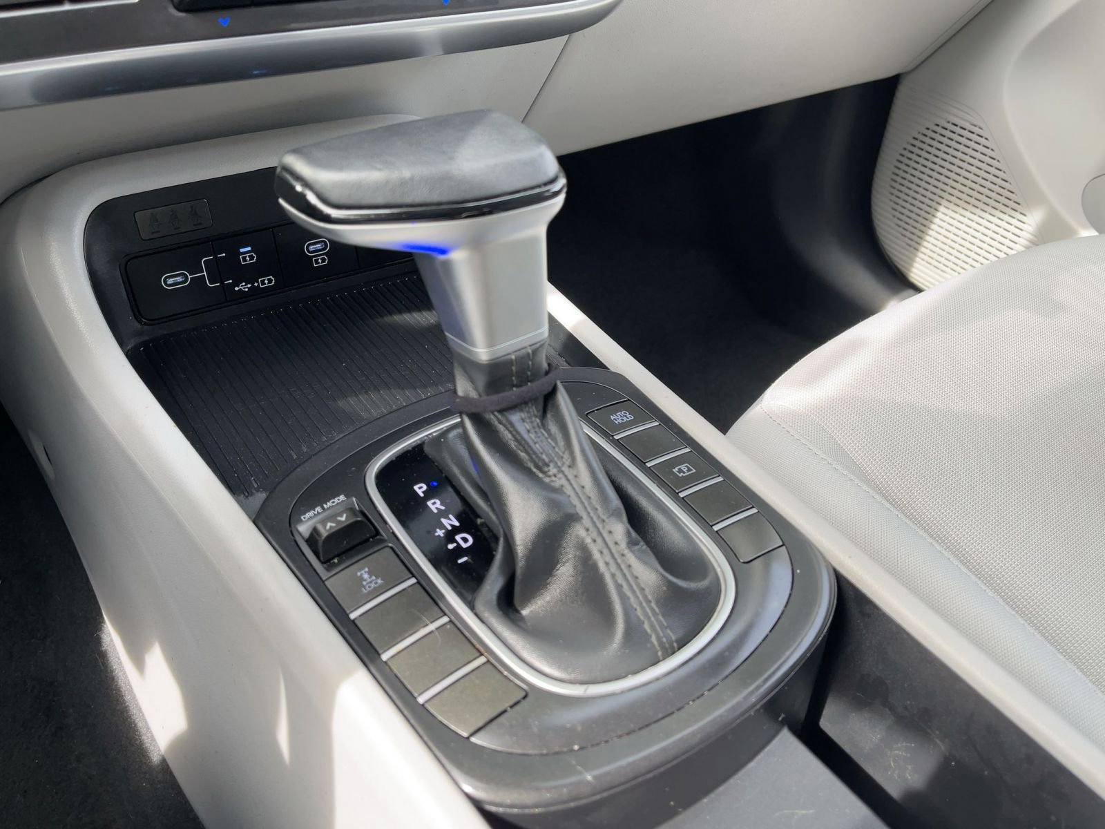 Thumbnail: 2024 Hyundai Kona - 32