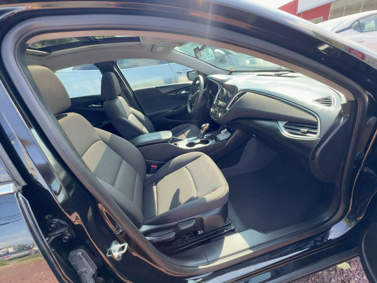 Thumbnail: 2024 Chevrolet Malibu - 10