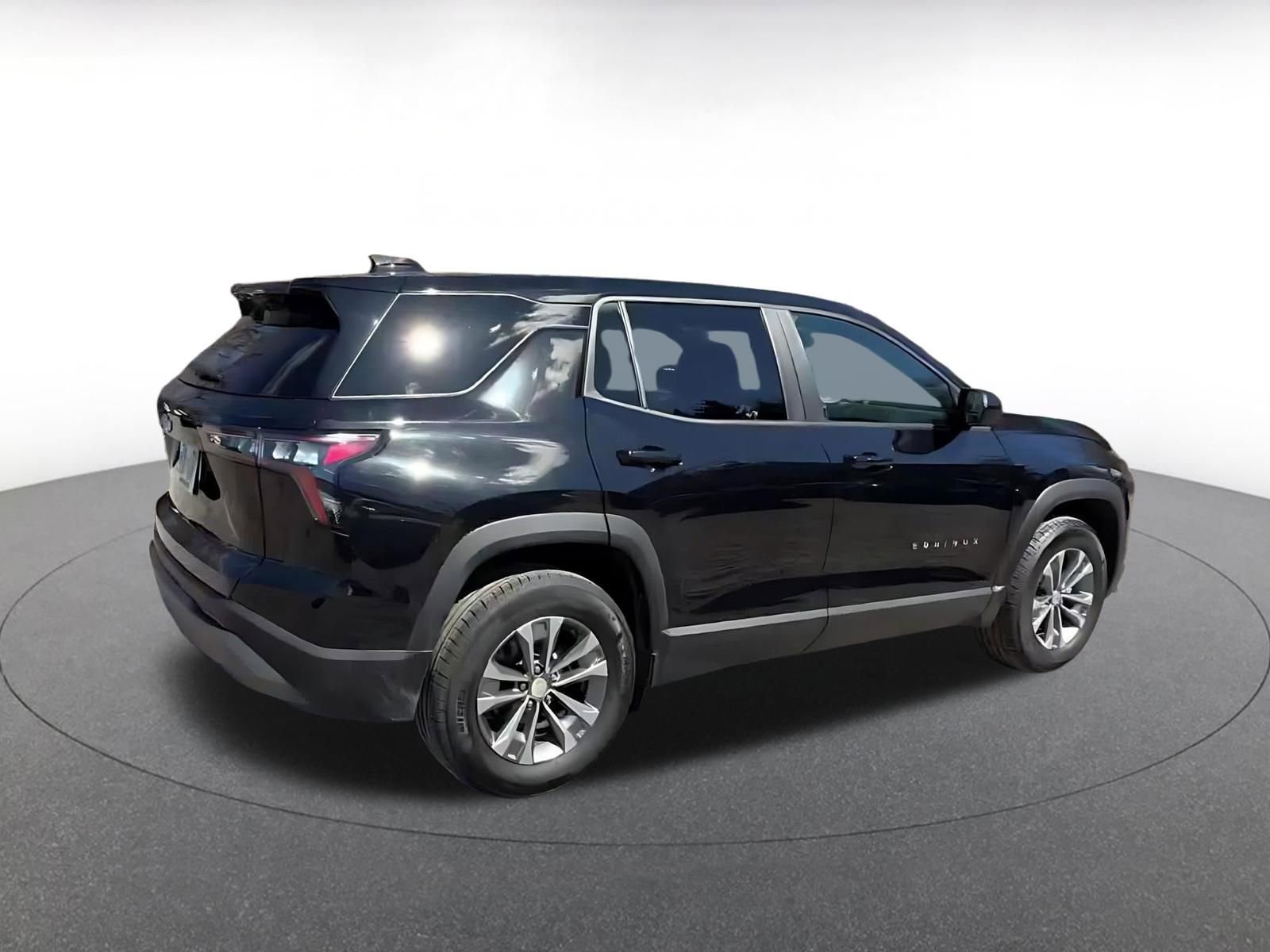 Thumbnail: 2025 Chevrolet Equinox - 15