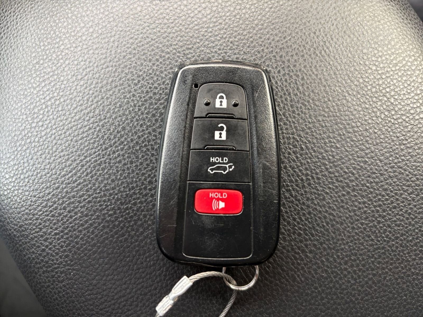 Thumbnail: 2025 Toyota RAV4 - 22