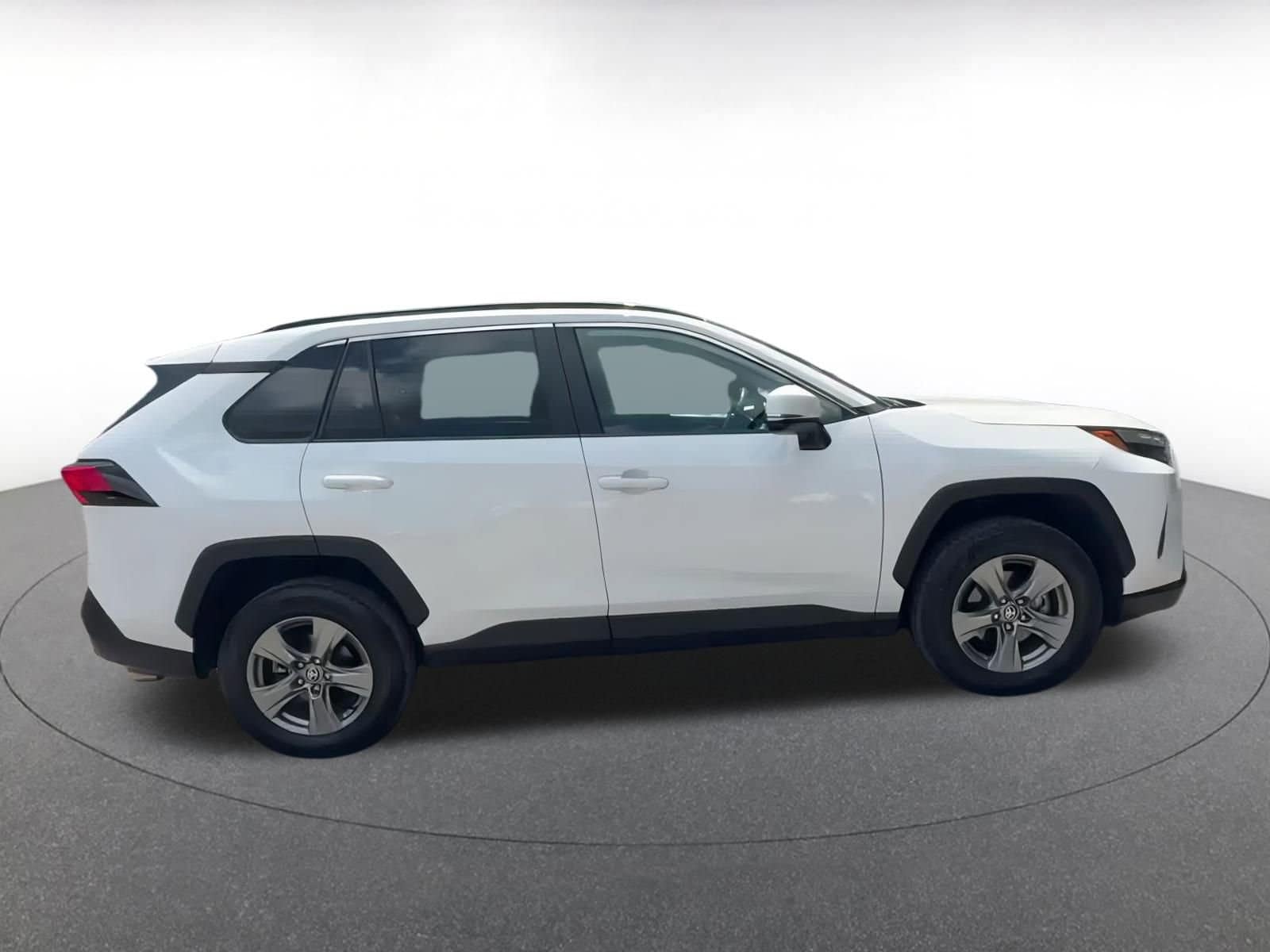 Thumbnail: 2024 Toyota RAV4 - 16