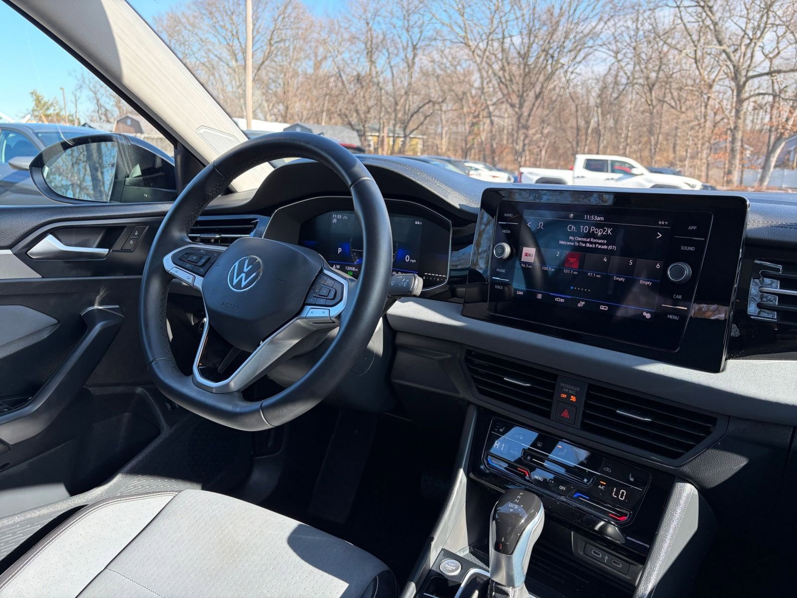 Thumbnail: 2025 Volkswagen Jetta - 35