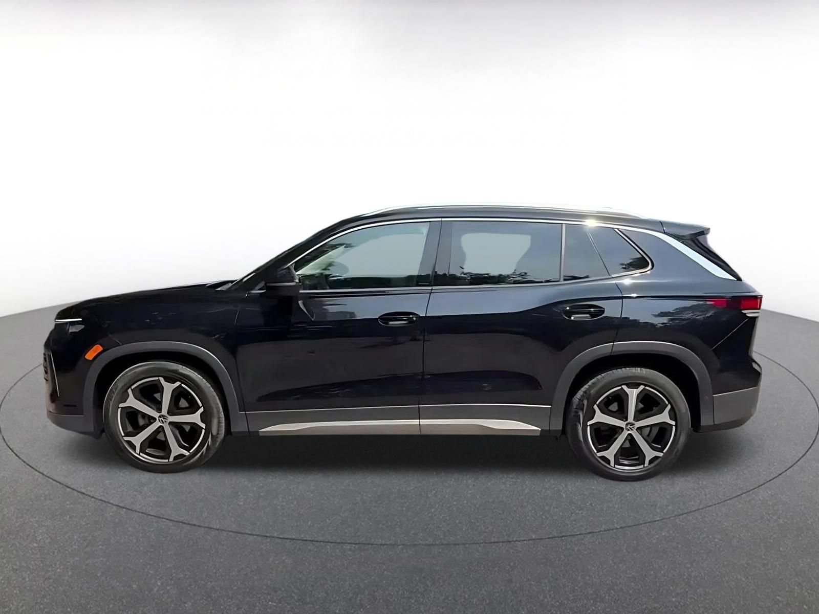 Thumbnail: 2026 Volkswagen Tiguan - 7