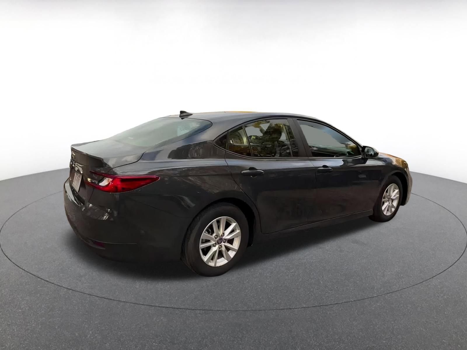 Thumbnail: 2025 Toyota Camry - 14