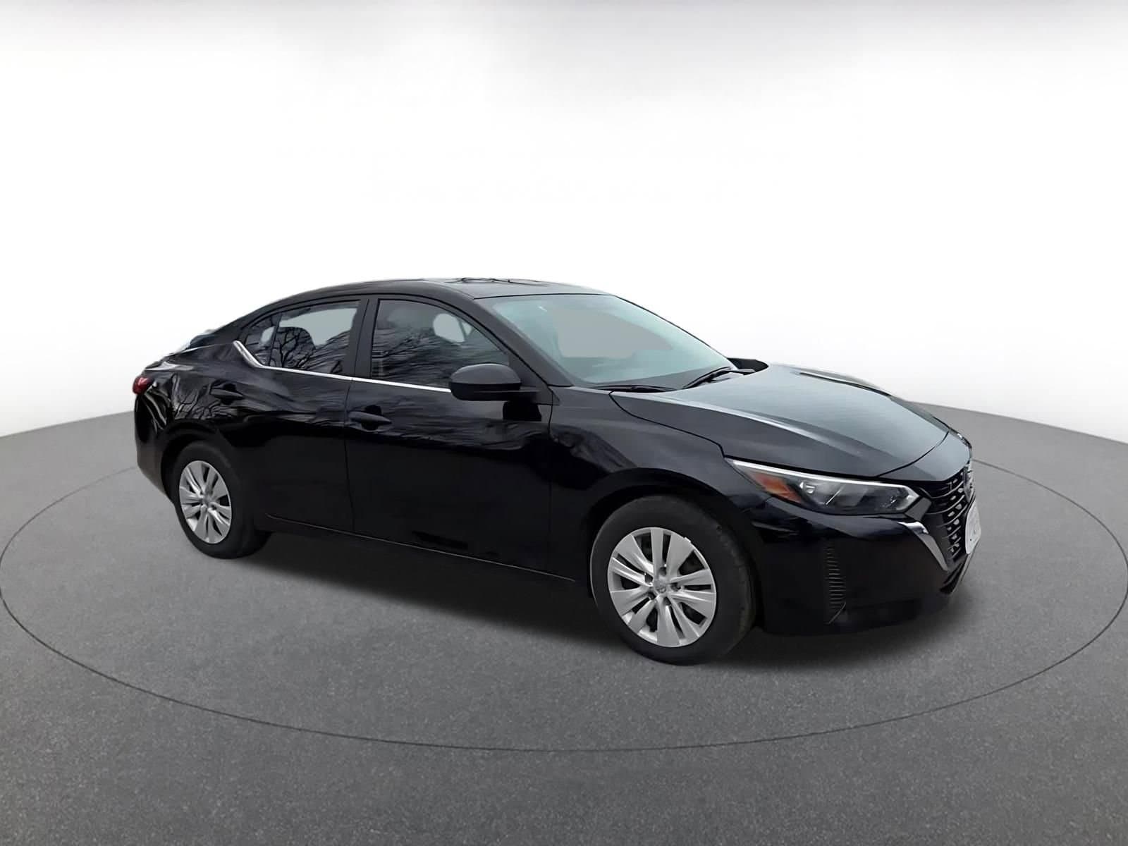 Thumbnail: 2025 Nissan Sentra - 2