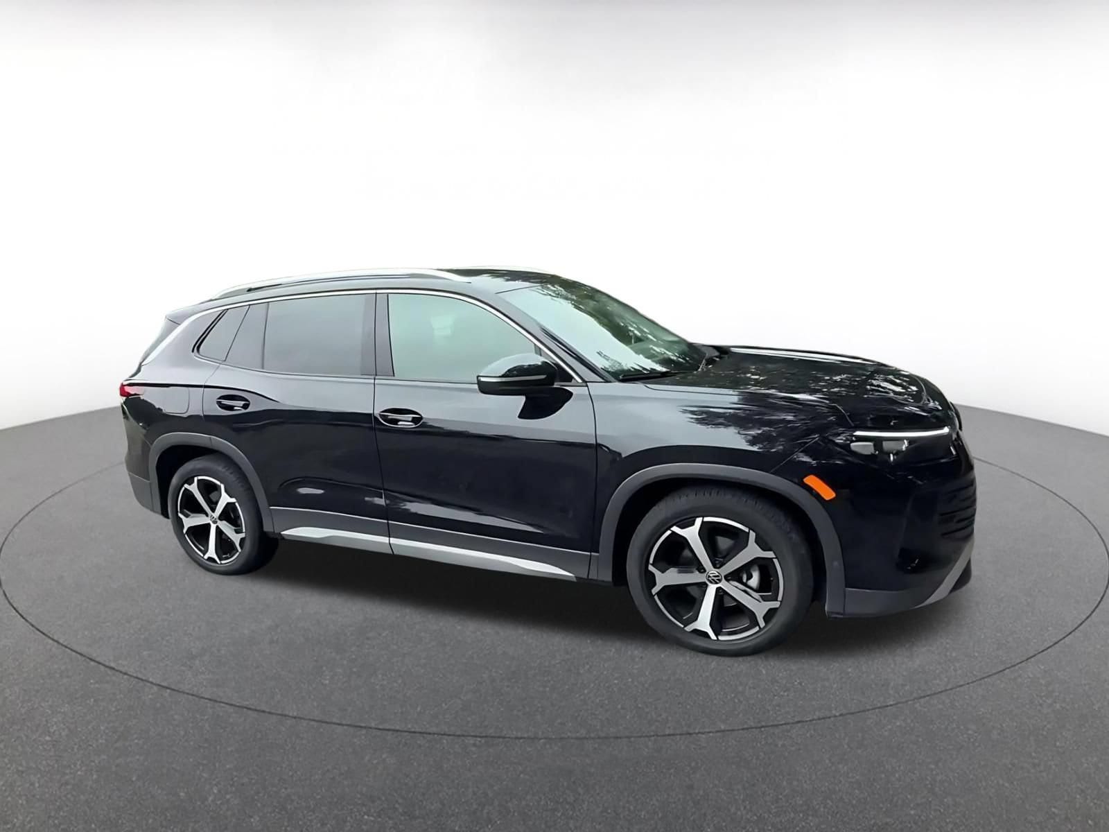 Thumbnail: 2026 Volkswagen Tiguan - 2