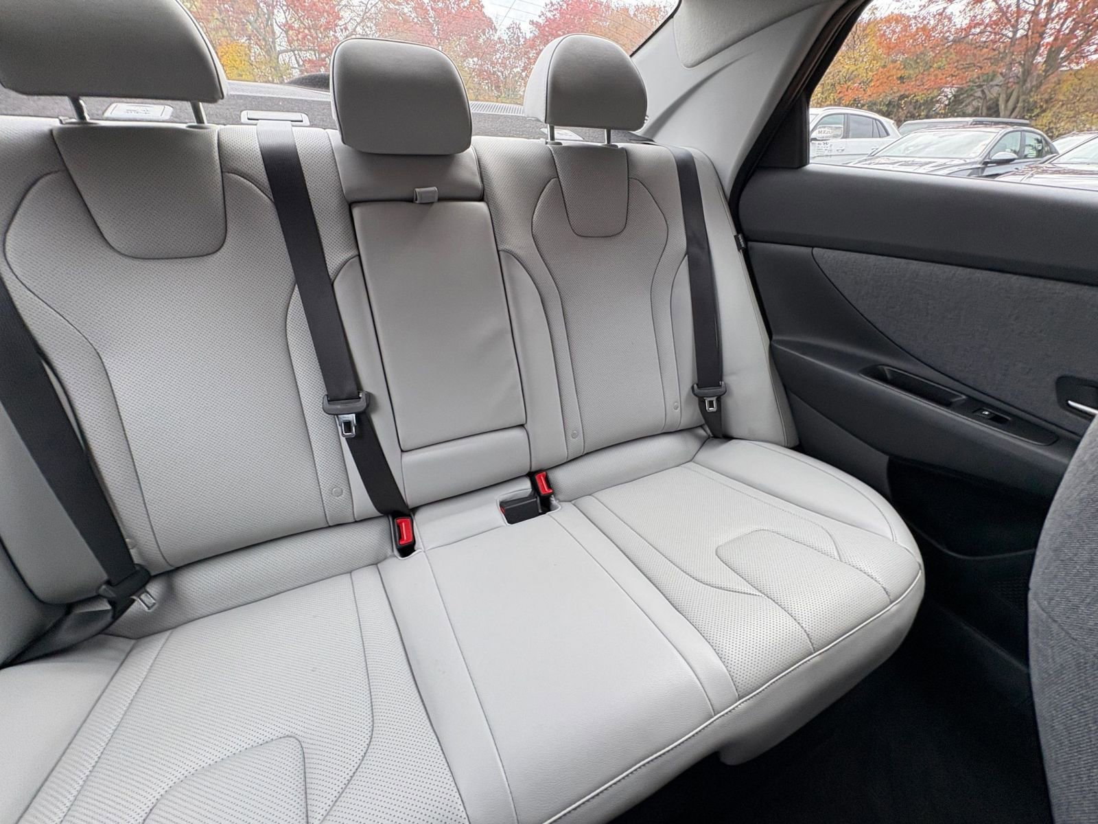 Thumbnail: 2025 Hyundai Elantra - 33