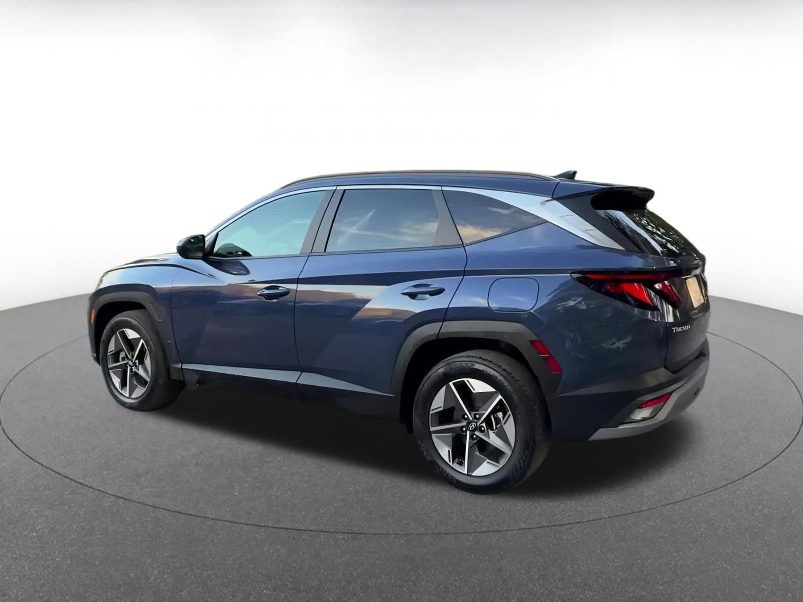 Thumbnail: 2025 Hyundai Tucson - 10