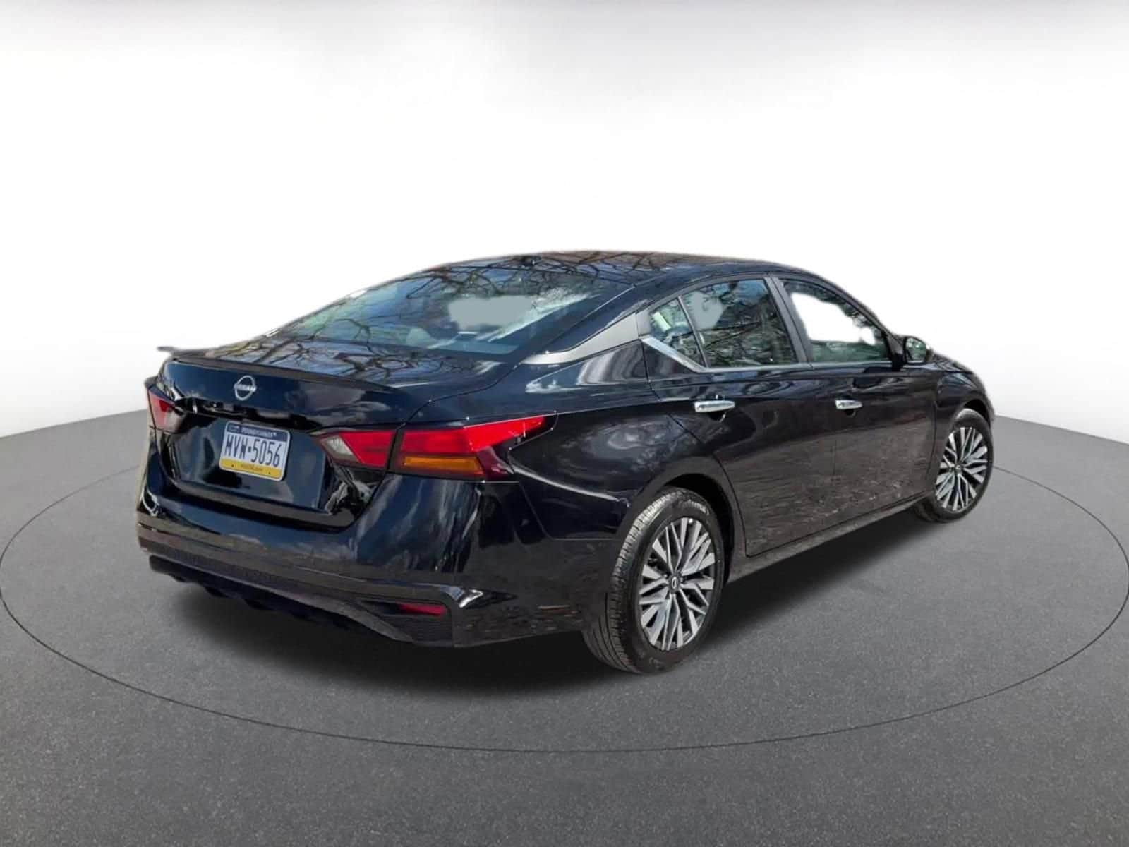 Thumbnail: 2025 Nissan Altima - 14