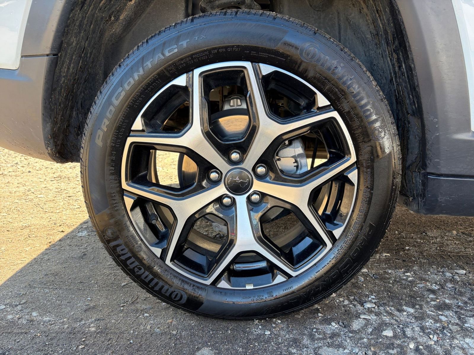 Thumbnail: 2025 Jeep Compass - 31