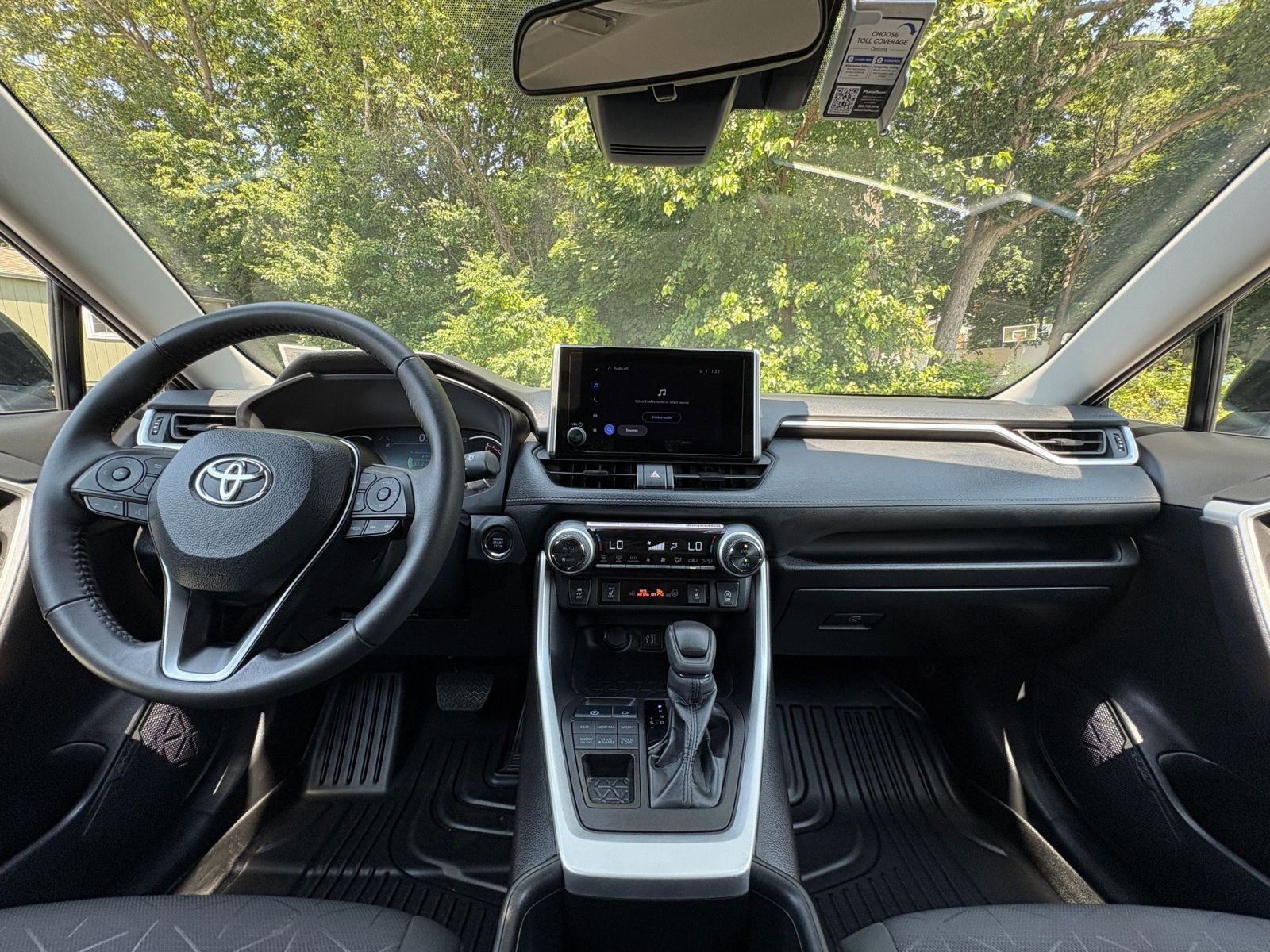 Thumbnail: 2024 Toyota RAV4 - 33