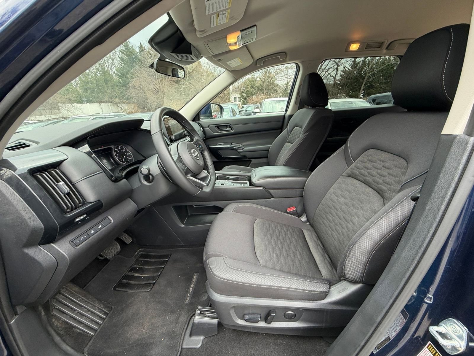 Thumbnail: 2025 Nissan Pathfinder - 29