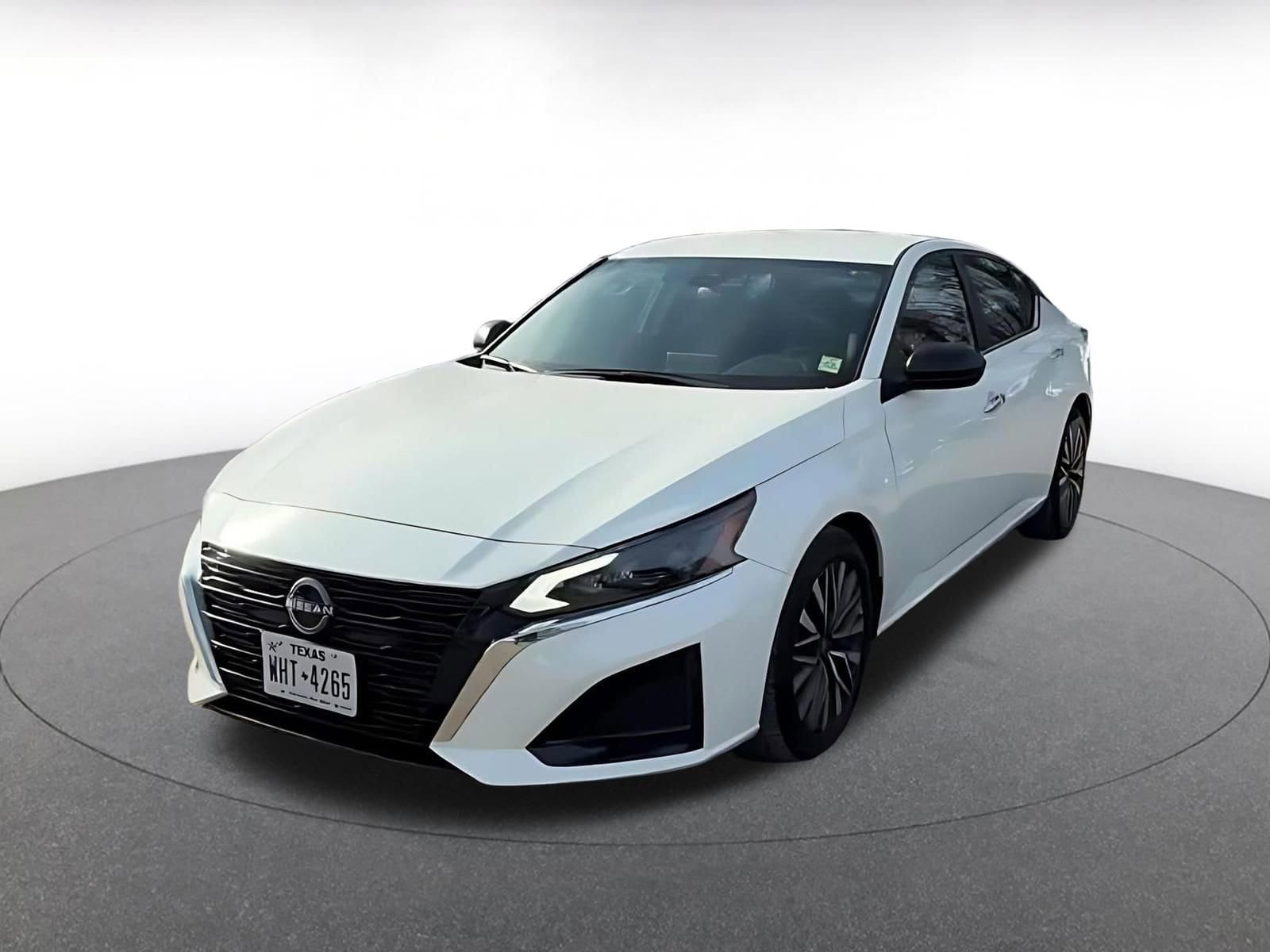 Thumbnail: 2025 Nissan Altima - 7