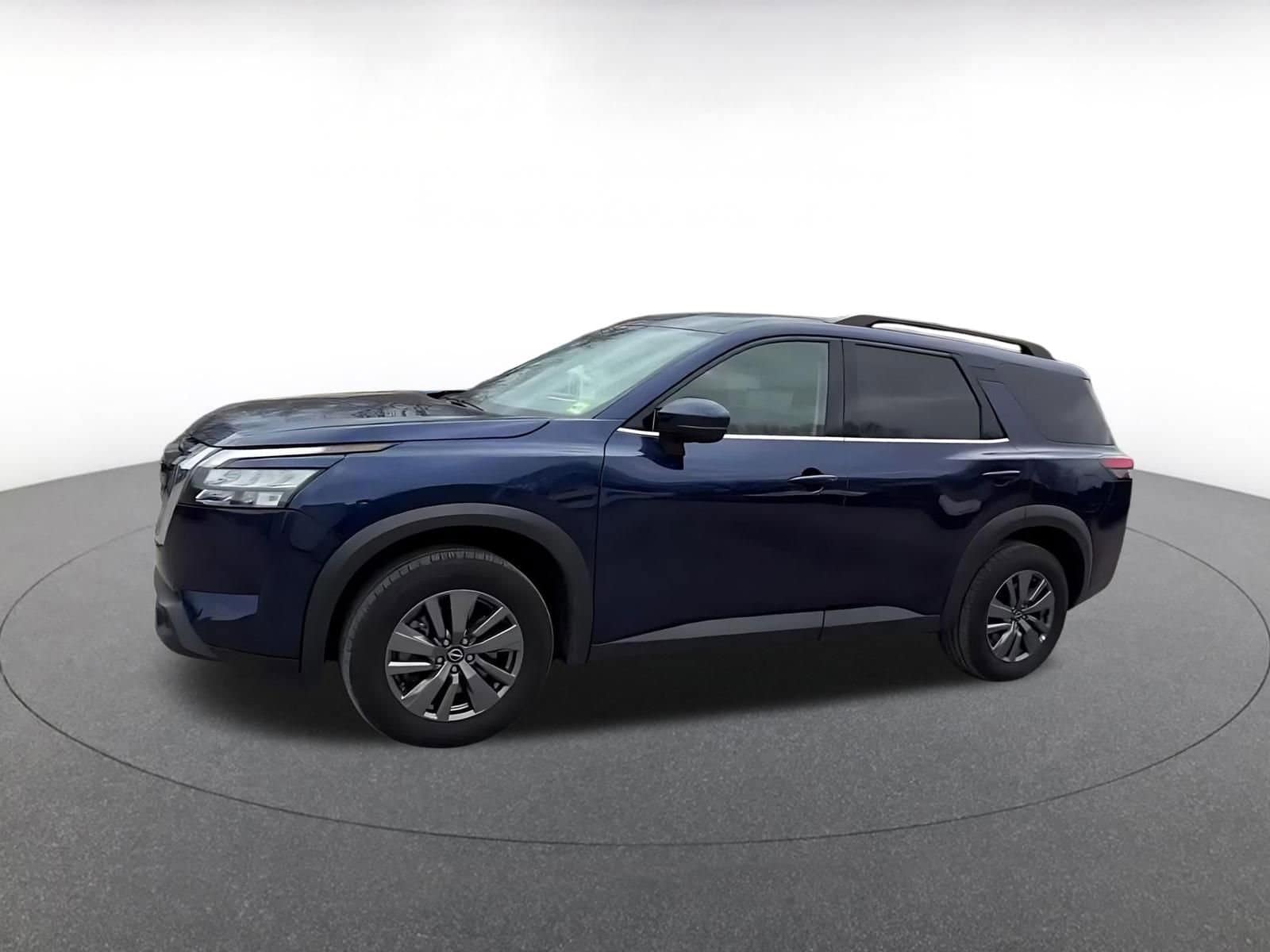 Thumbnail: 2025 Nissan Pathfinder - 8