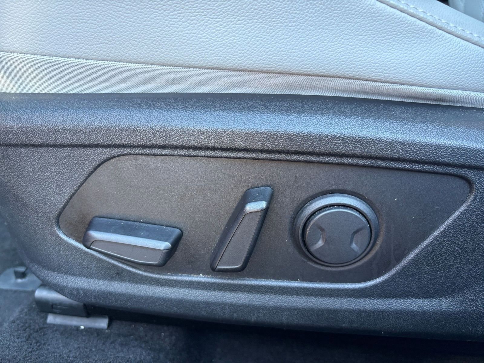 Thumbnail: 2025 Hyundai Elantra - 23