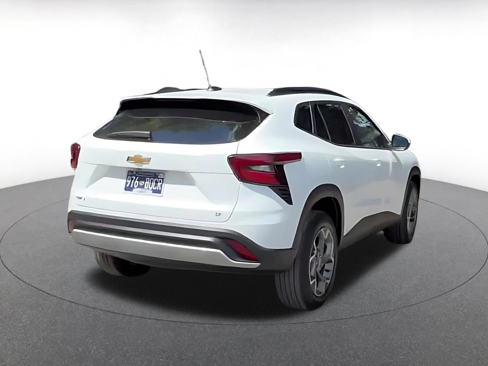 Thumbnail: 2025 Chevrolet Trax - 11