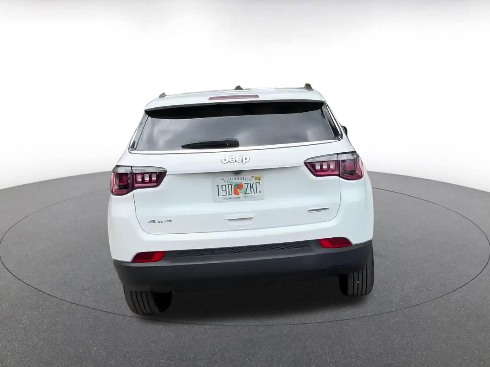 Thumbnail: 2023 Jeep Compass - 12