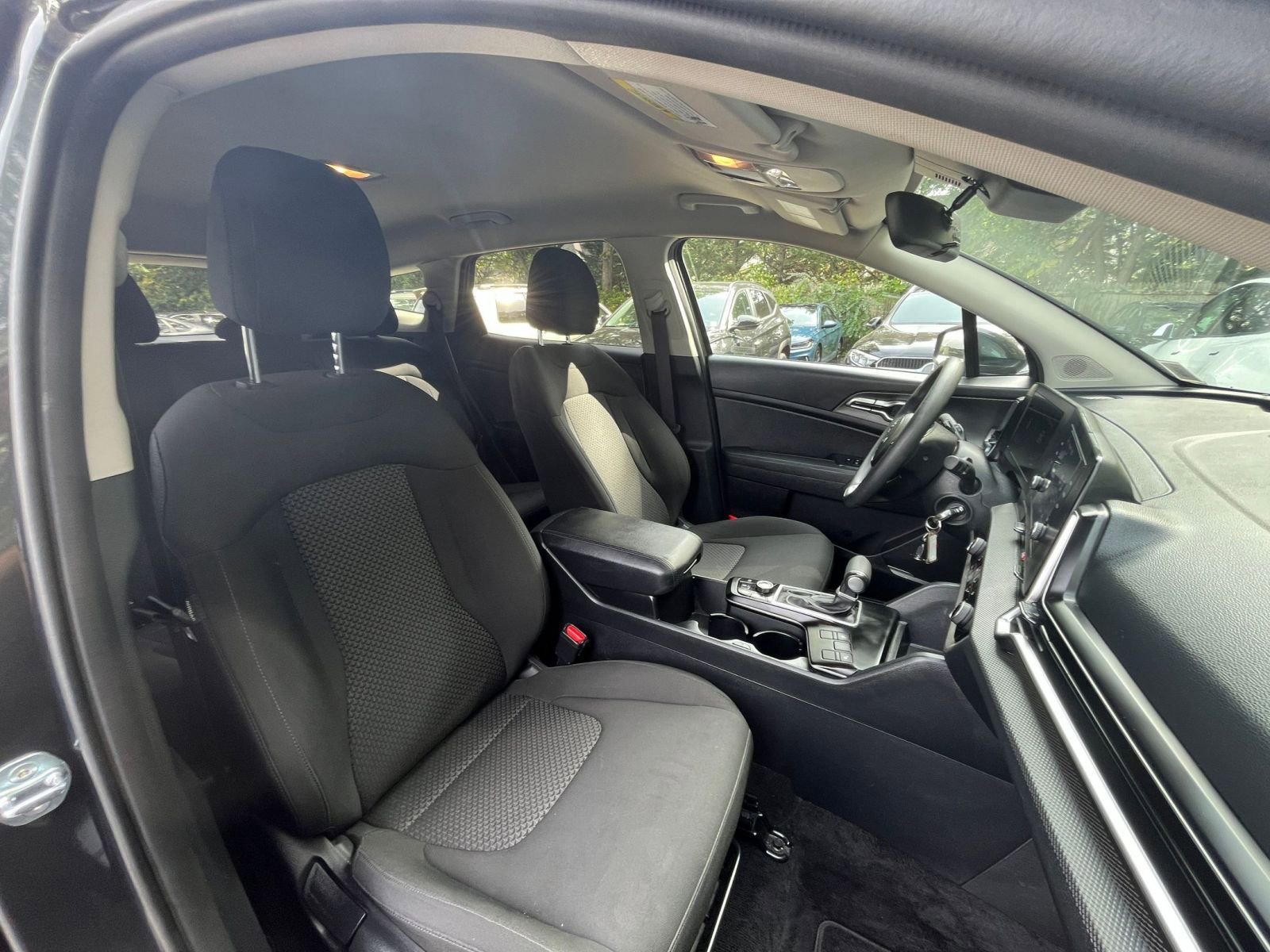 Thumbnail: 2024 Kia Sportage - 35