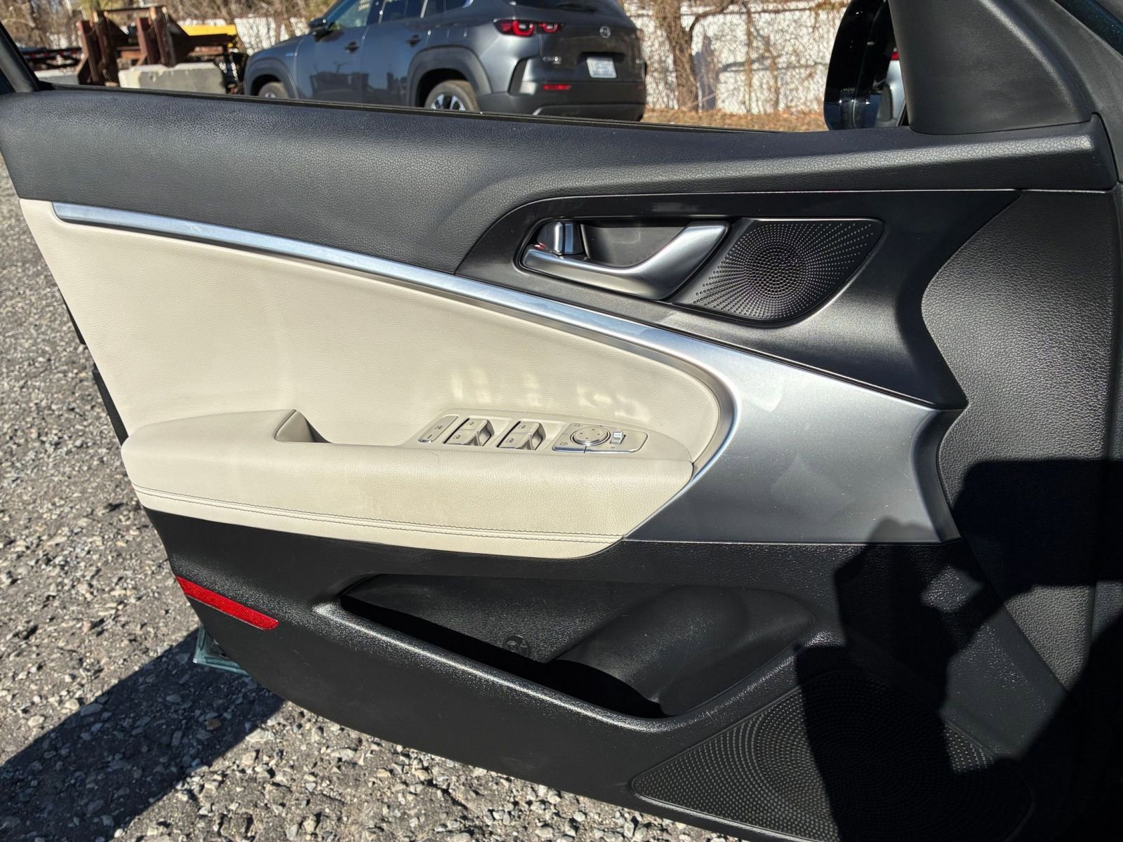 Thumbnail: 2025 Genesis G70 - 18