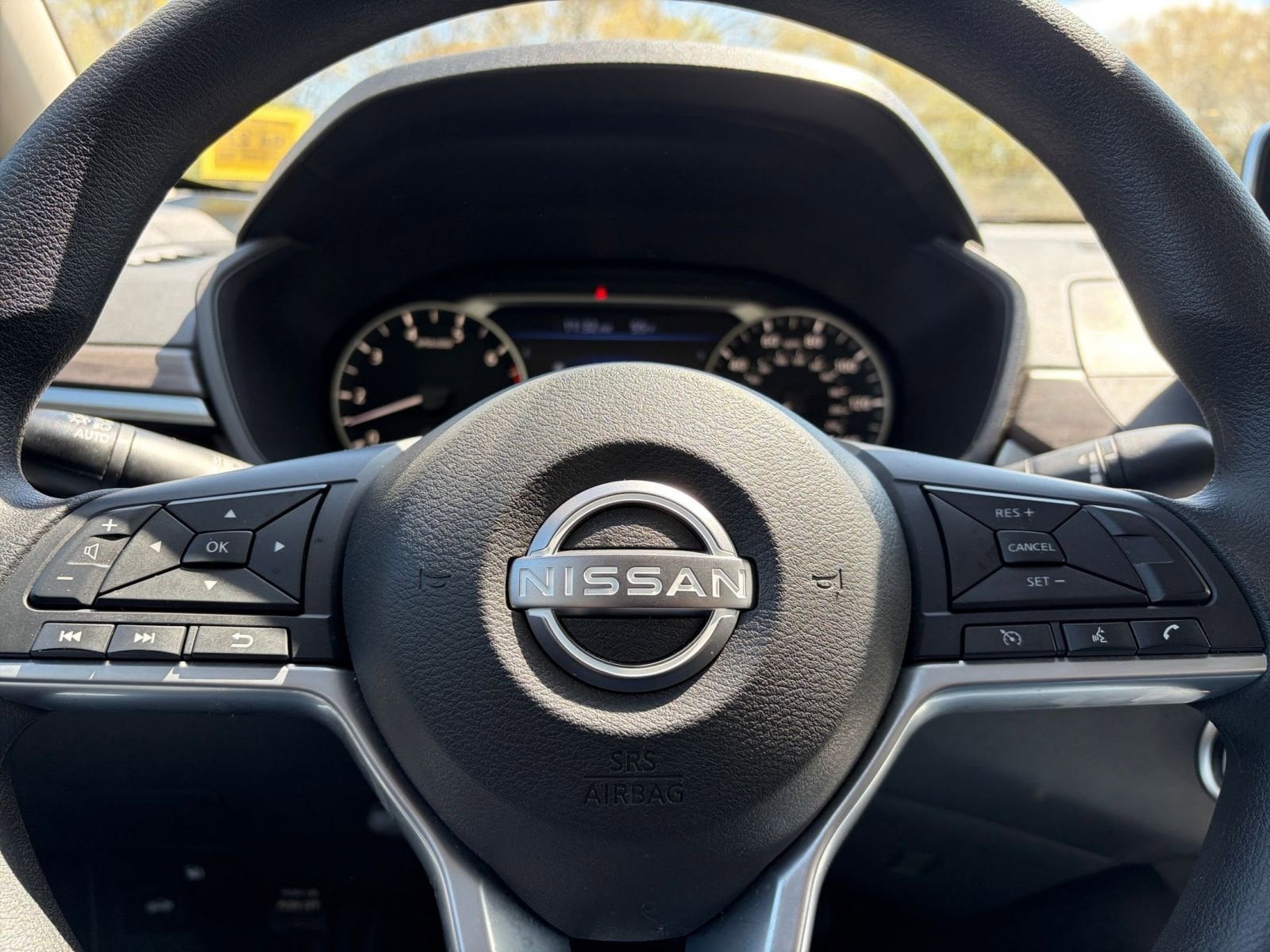 Thumbnail: 2025 Nissan Altima - 28