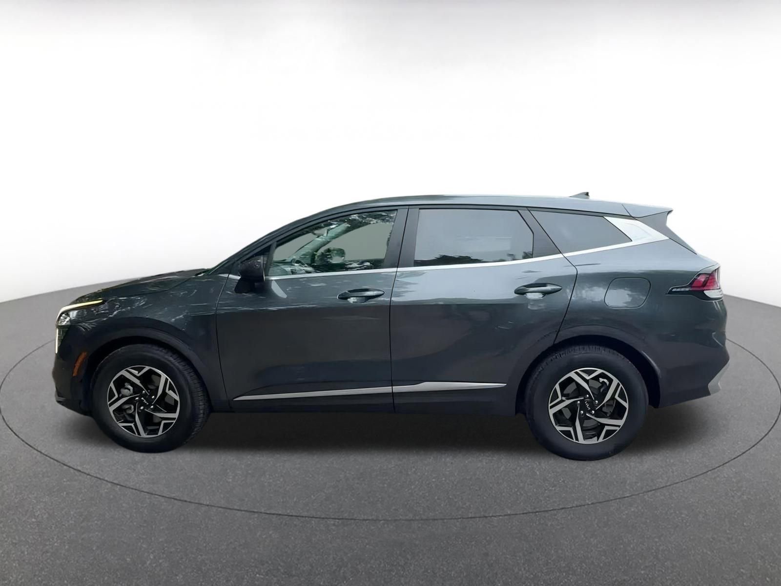 Thumbnail: 2024 Kia Sportage - 8