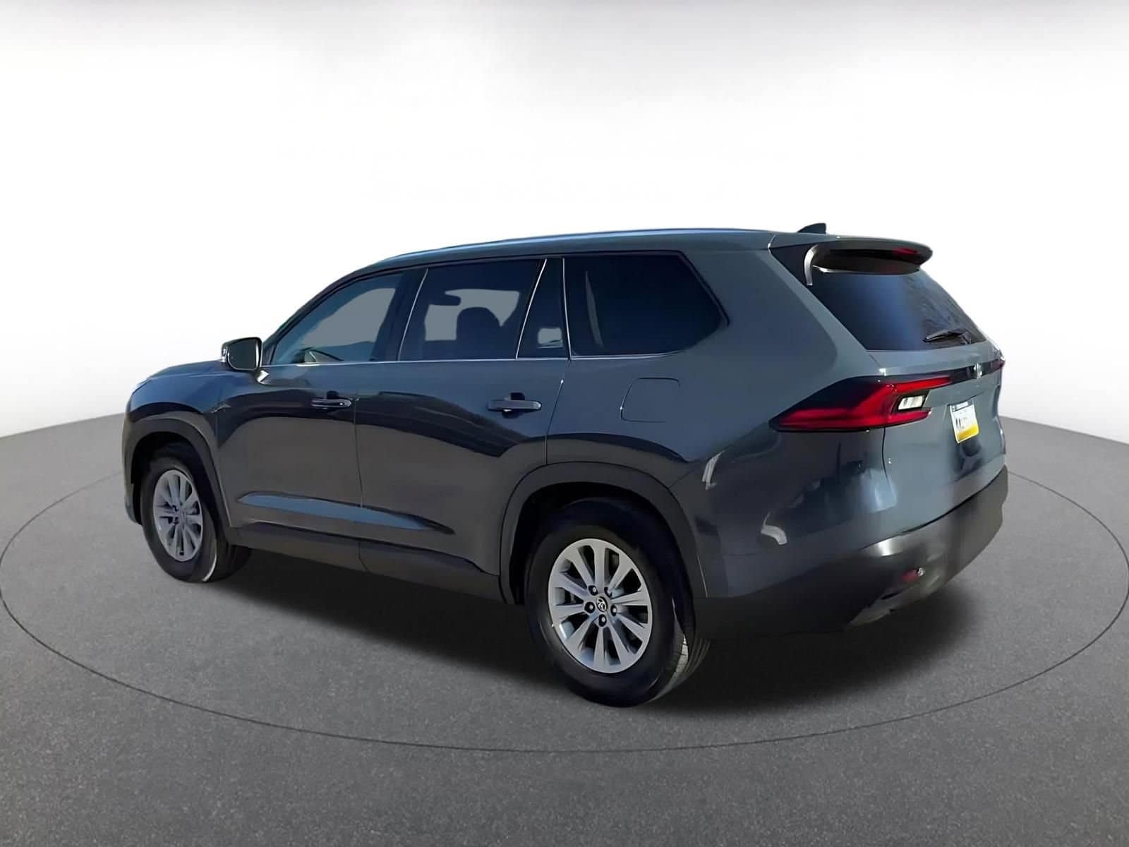 Thumbnail: 2025 Toyota Grand Highlander - 10