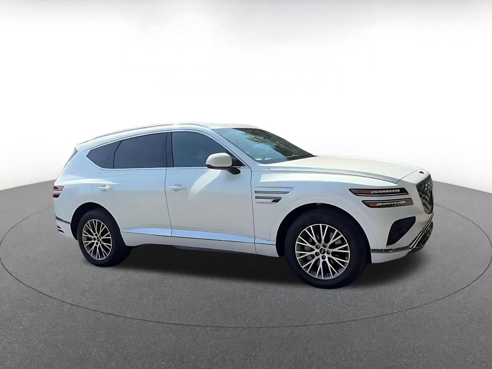 Thumbnail: 2026 Genesis GV80 - 2