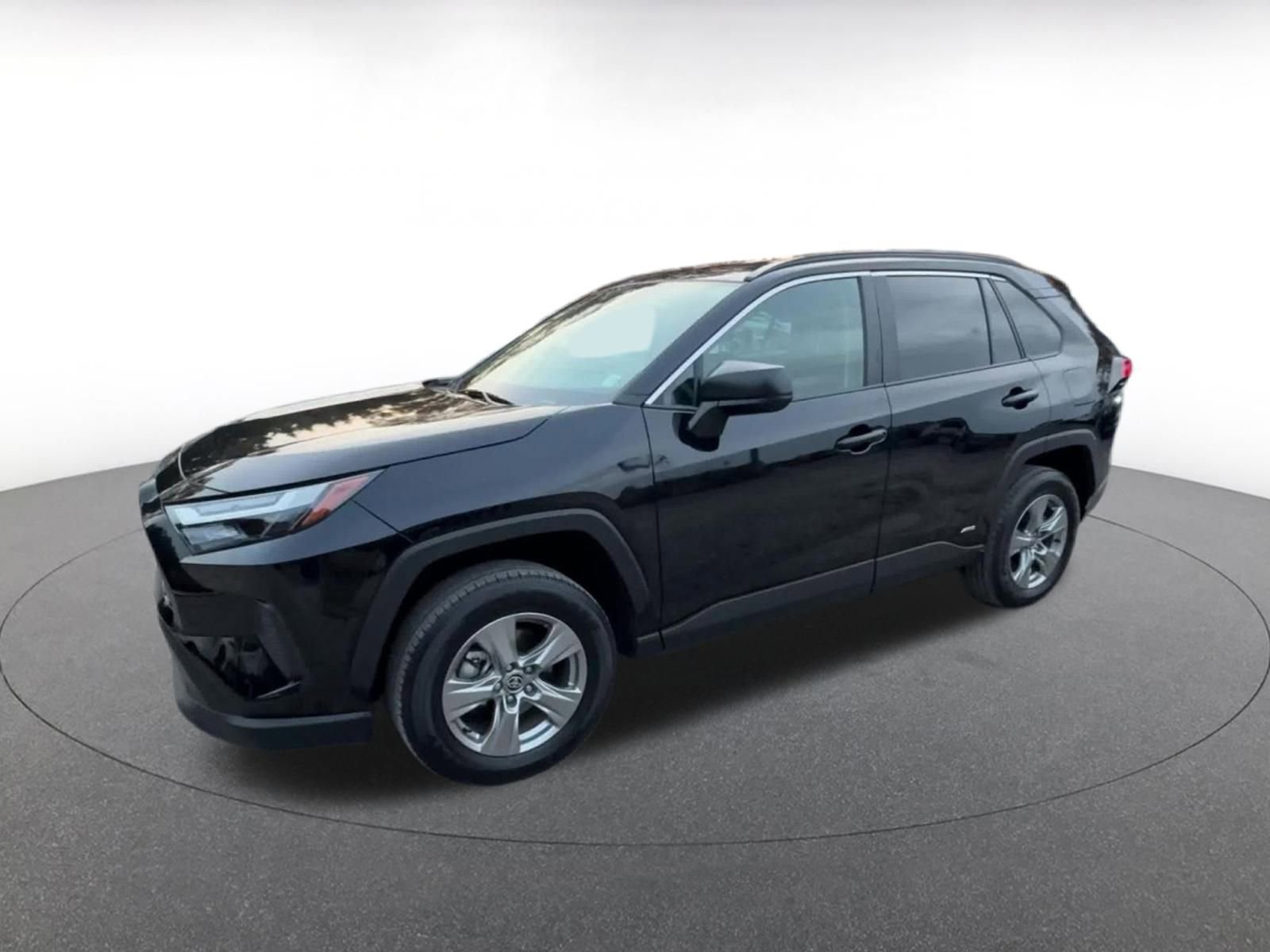 Thumbnail: 2025 Toyota RAV4 - 8