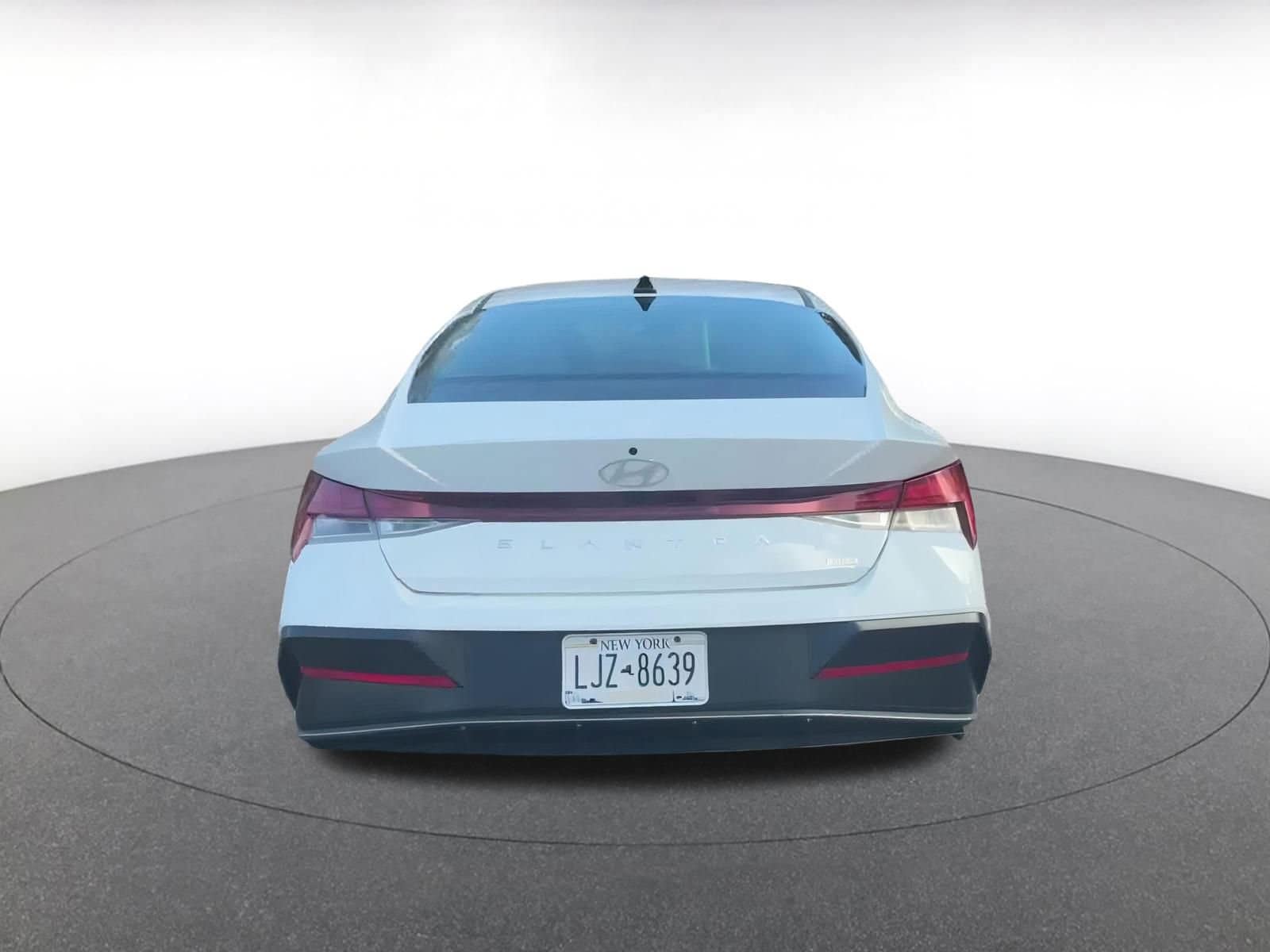 Thumbnail: 2025 Hyundai Elantra - 12